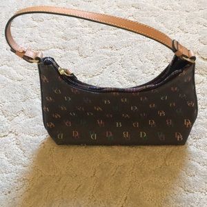 Dooney bourke small hand bag